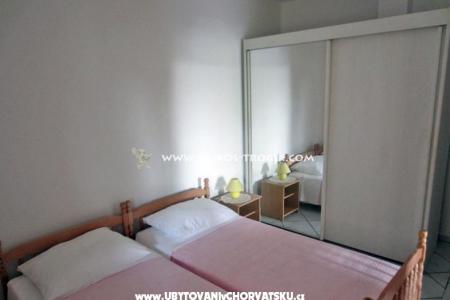 Apartmani Franka foto 2