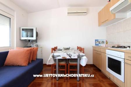 Apartmani Okrug Gornji foto 3