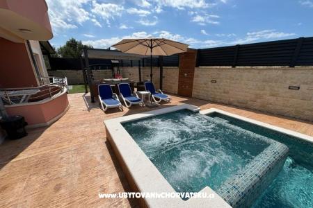 Apartmani Villa Peky foto 3