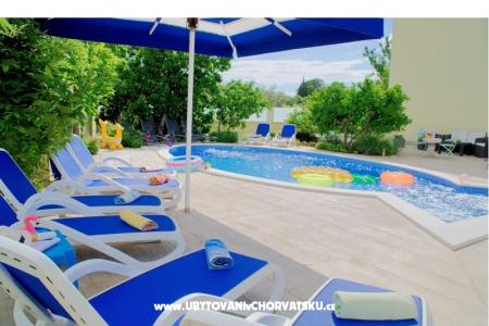 Apartmani Petra foto 2