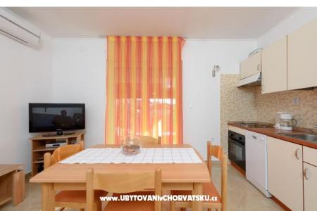 Apartmani Petra foto 4