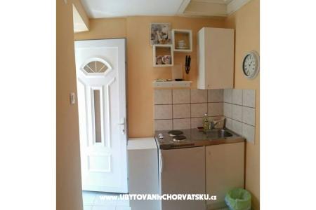 Apartmani Stone Kuća foto 4