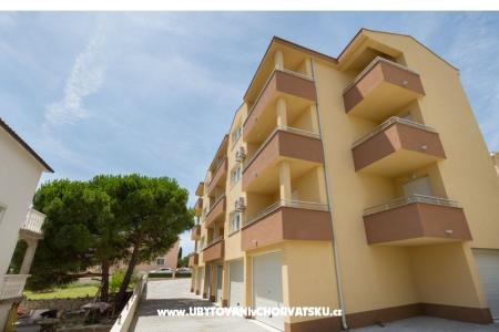 Apartmani Alpha foto 2