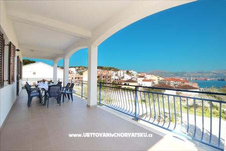 Apartmani Bluehouse Trogir Hrvatska