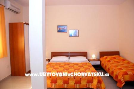 Apartmani Riva & Roza foto 4