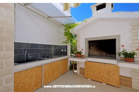 Apartmani Two Lions foto 4