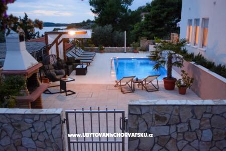 Apartmani Villa Aurora foto 3
