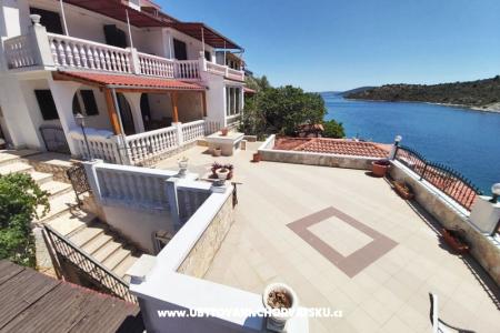 Apartmani Villa Carmen foto 4