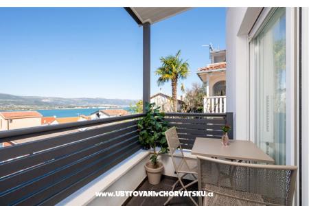 Arya Trogir Hrvatska