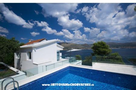 Casa Blanca White house – Trogir Hrvatska