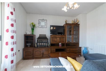 Lola Apartmani foto 2