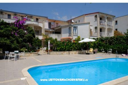 Pansion Jeric Trogir Hrvatska