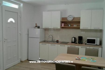  Apartmani Ružmarin foto 2