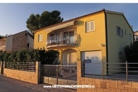 Slatine Villa Jaka Trogir Hrvatska
