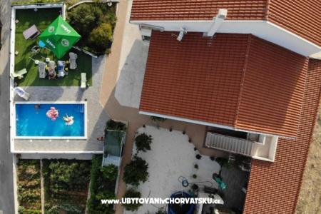 Villa Confido Luxury Apartman 01 foto 2