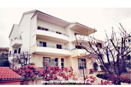 Villa Confido Luxury Apartman 01 foto 4
