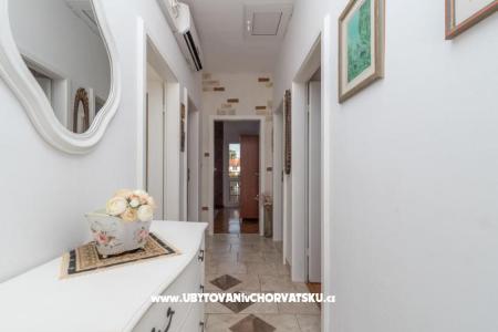 Villa Domić foto 3