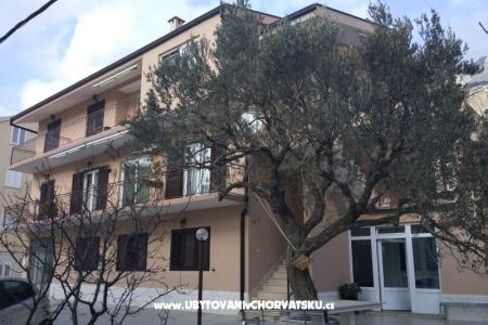Apartmani Mena foto 2