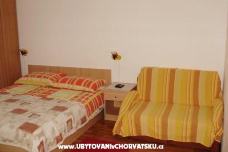 Apartmani Tri palme foto 4