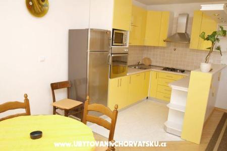 Apartmani Zelic Tucepi foto 2