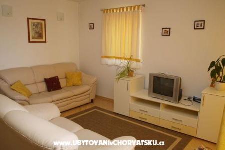Apartmani Zelic Tucepi foto 3