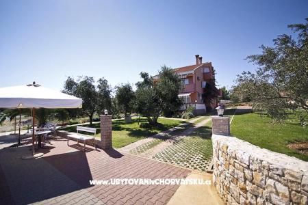 Apartmani Benic foto 5