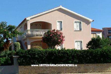 Apartmani ENA otok Ugljan Hrvatska