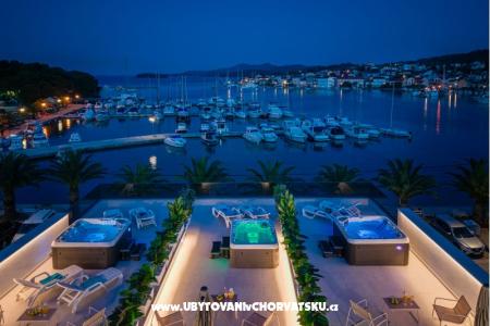 Apartmani Dora Kukljica  otok Ugljan Hrvatska