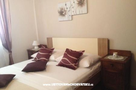 Apartmani Stone Kuća foto 4