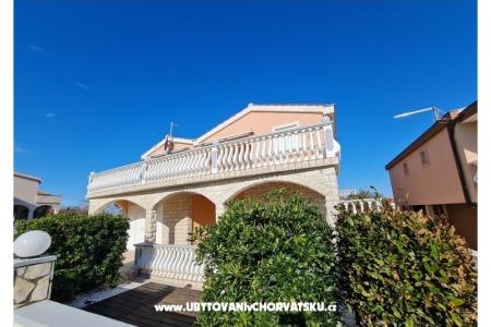 Apartman Sakoman otok Vir Hrvatska
