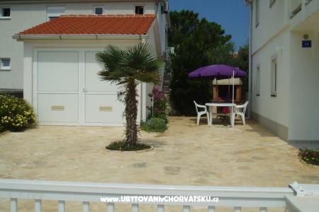 Apartmani Fegeš foto 2