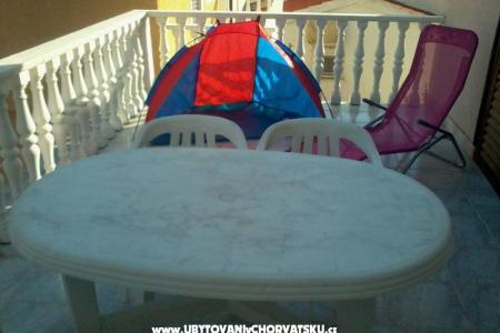 Apartmani Vir foto 5