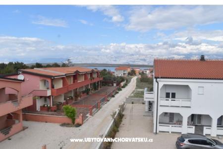 Apartmani Karlo foto 4