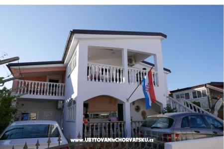 Apartmani Karolina foto 4