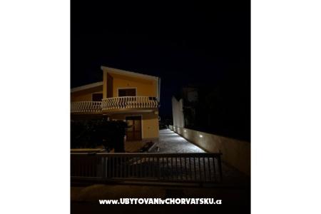 Apartmani Štefanija otok Vir Hrvatska