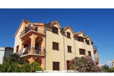 Apartmani Tribunj-Biserka Vodice Hrvatska