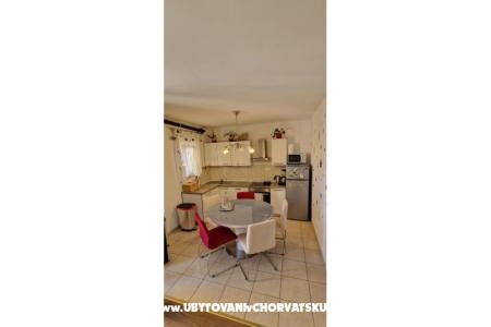Apartman Anthos foto 3