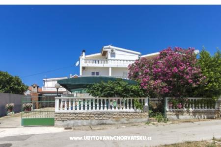 Apartmani Alaga Vodice Hrvatska