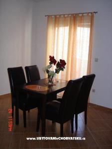 Apartmani Cecily foto 2