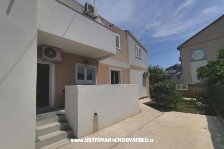 Apartmani Ema i Roza foto 3