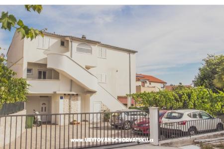 Apartmani Ines foto 2