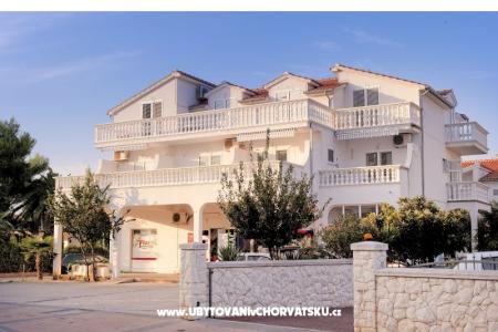 Apartmani Maleš Vodice Hrvatska