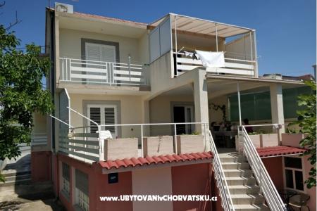 Apartmani Milan Vodice Hrvatska