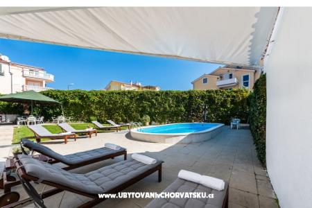 Apartmani Tihi foto 4