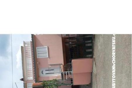 Apartmani Viktorija i Mate Šišak Vodice Hrvatska