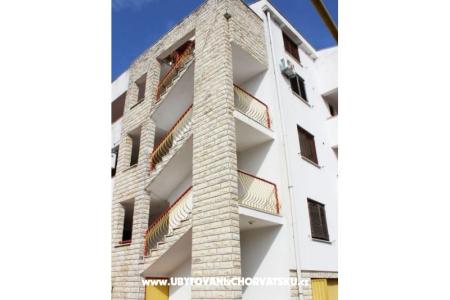 Apartmani Vodice foto 2