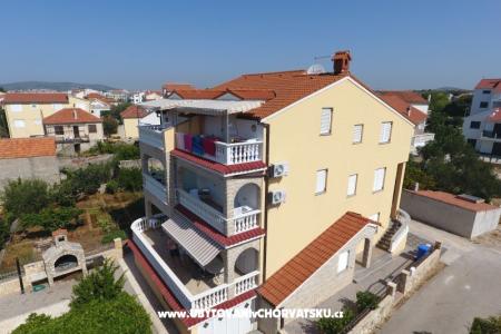 Apartmani Zeko Vodice Hrvatska