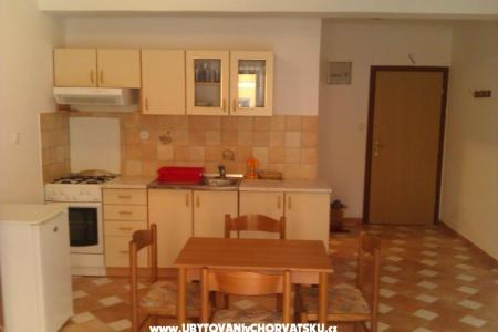 Apartmani Vodice foto 2