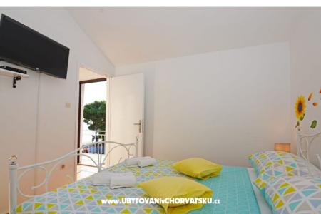 Jona Apartmani foto 5