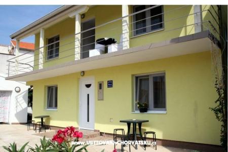 Vila Sara Vodice Hrvatska